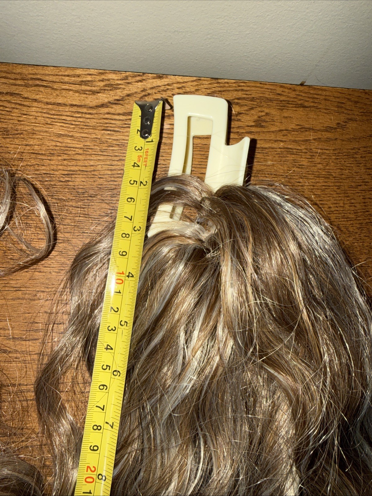 Synthetic hair bundle Set Of 2 Clips Highlighted Blonde Brown 14″