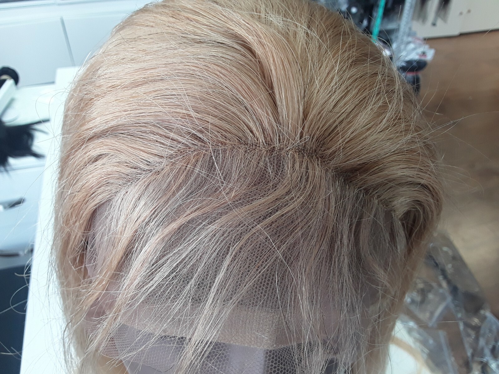 24 BRAZILIAN GLUELESS SILK BASE TOP FULL LACE WIG 180% DENSITY STRAIGHT HONEY 27