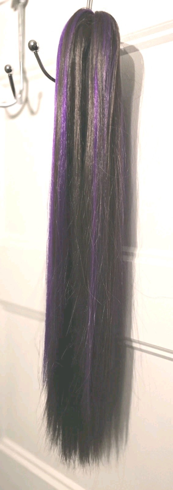 21″ Hair Clip Is Dark Brown With Purple & Very Silky On A Claw Clip, Never Worn