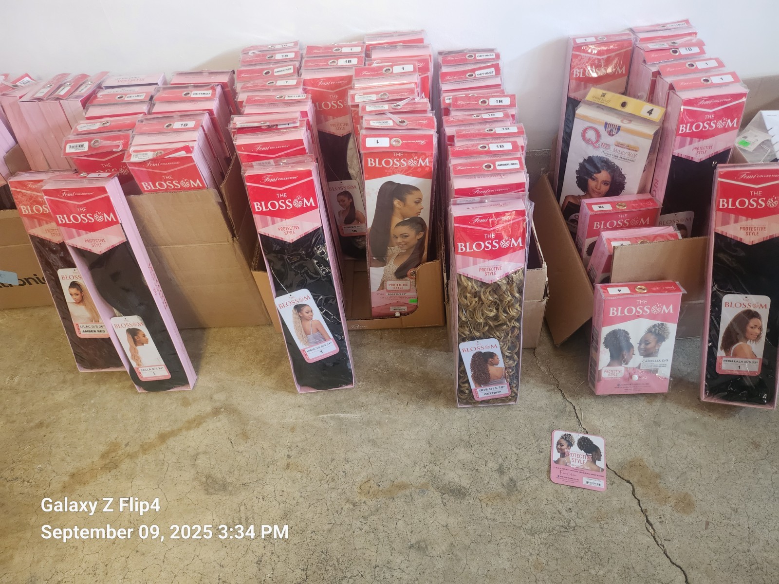 100% Human Hair for Ponytails. Straight, Curly Or Wet and Wavy. (Blossom Brand)