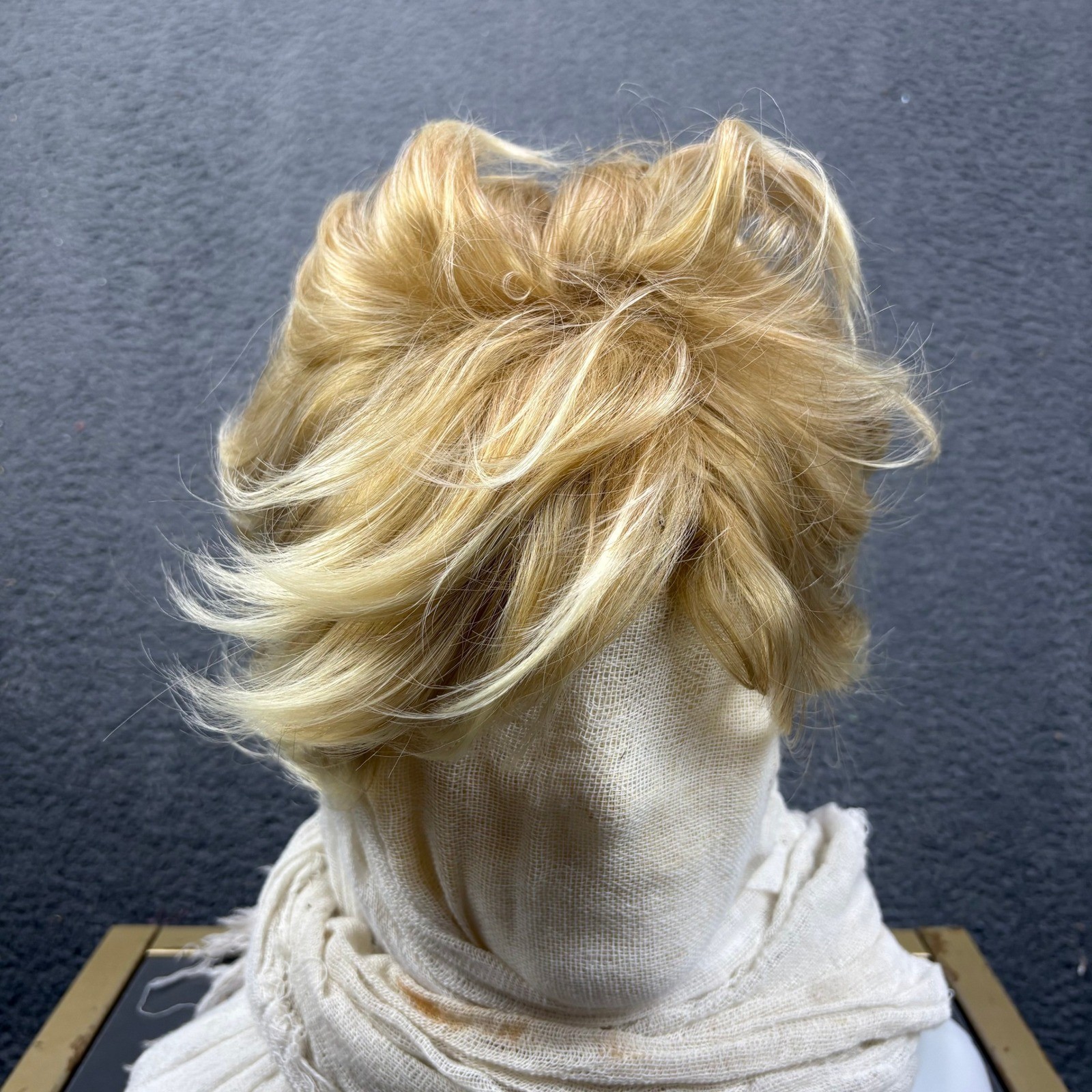 Short Blonde Layered Pixie Cut Synthetic Wig Average Cap Size 21.5-22.5 Inch