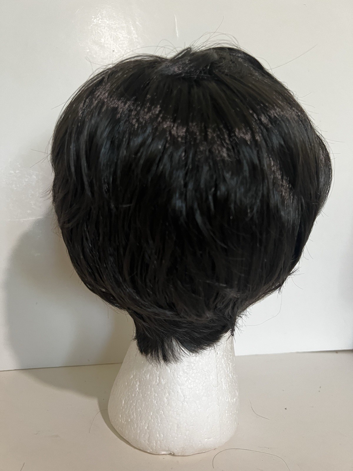 Women’s Short Straight Black Wig Soft Classic Cap Full Synthetic Natural Look
