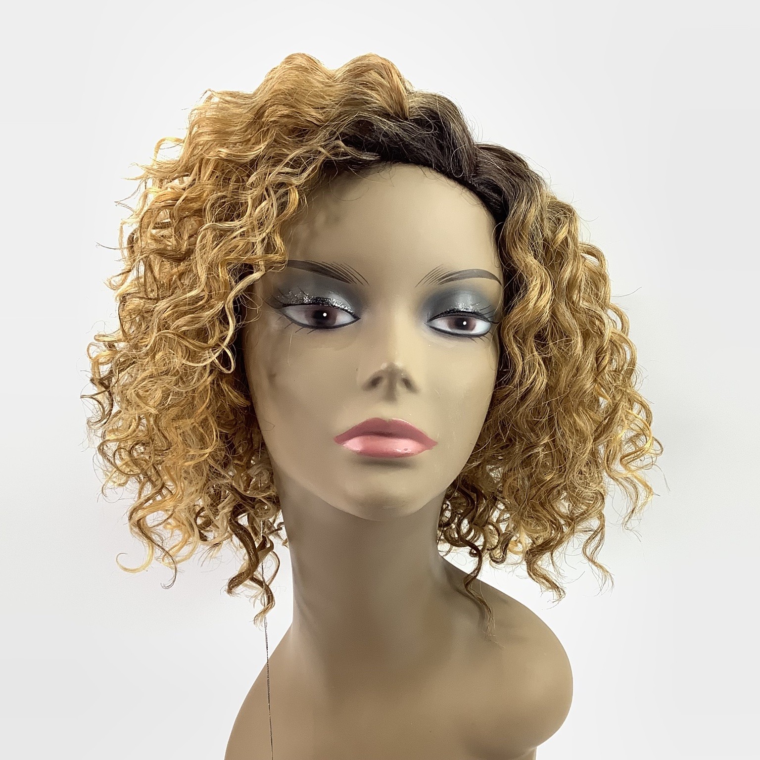 Outre wigpop Style Selects TIONNA Synthetic Full Wig 12″ DR CARAMEL Curly
