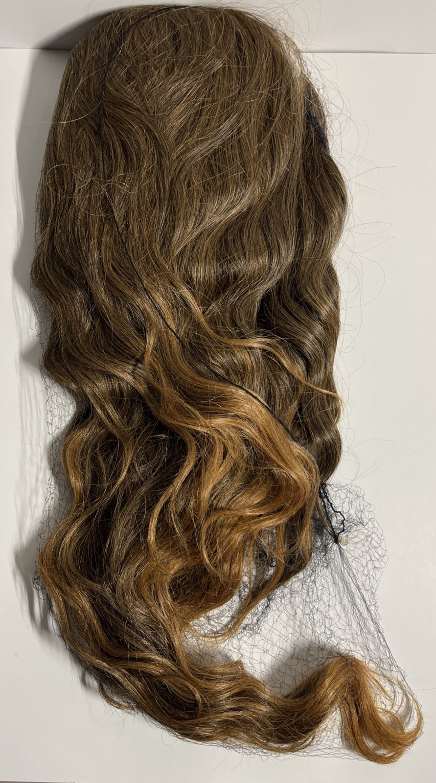 Outre Perfect Hairline Lace Front Hand-Tied 13”X6” Lace Wig (CRUSH) Color 2T/27
