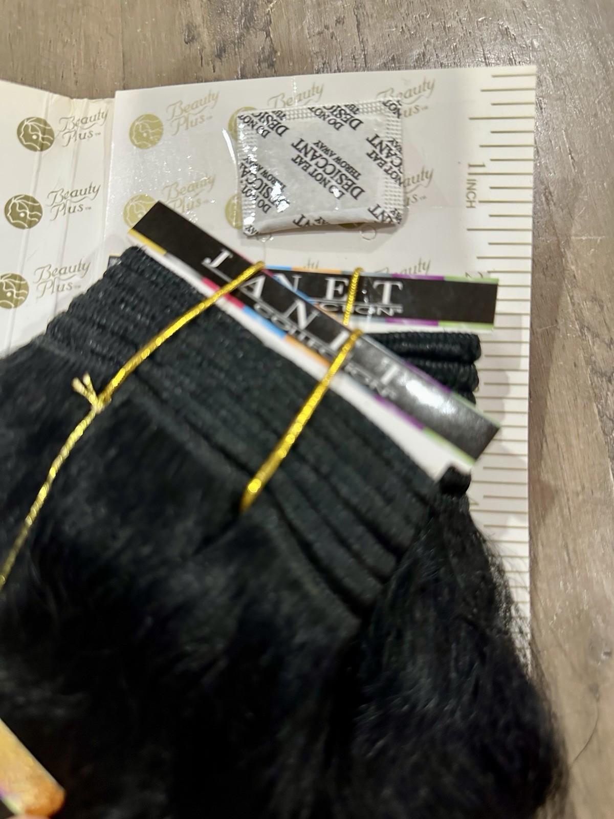 Janet Collection 100% Human Hair H/H S/FRENCH WVG 14” Color 1 NWT