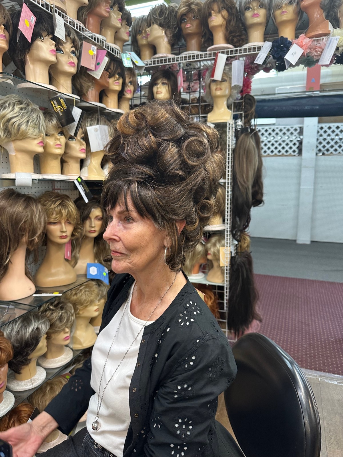 HONEY BROWN TWIPPED UPD SEXY DRAG LOOK NWT PERFECT FOR FUN NITE SASSY WIG