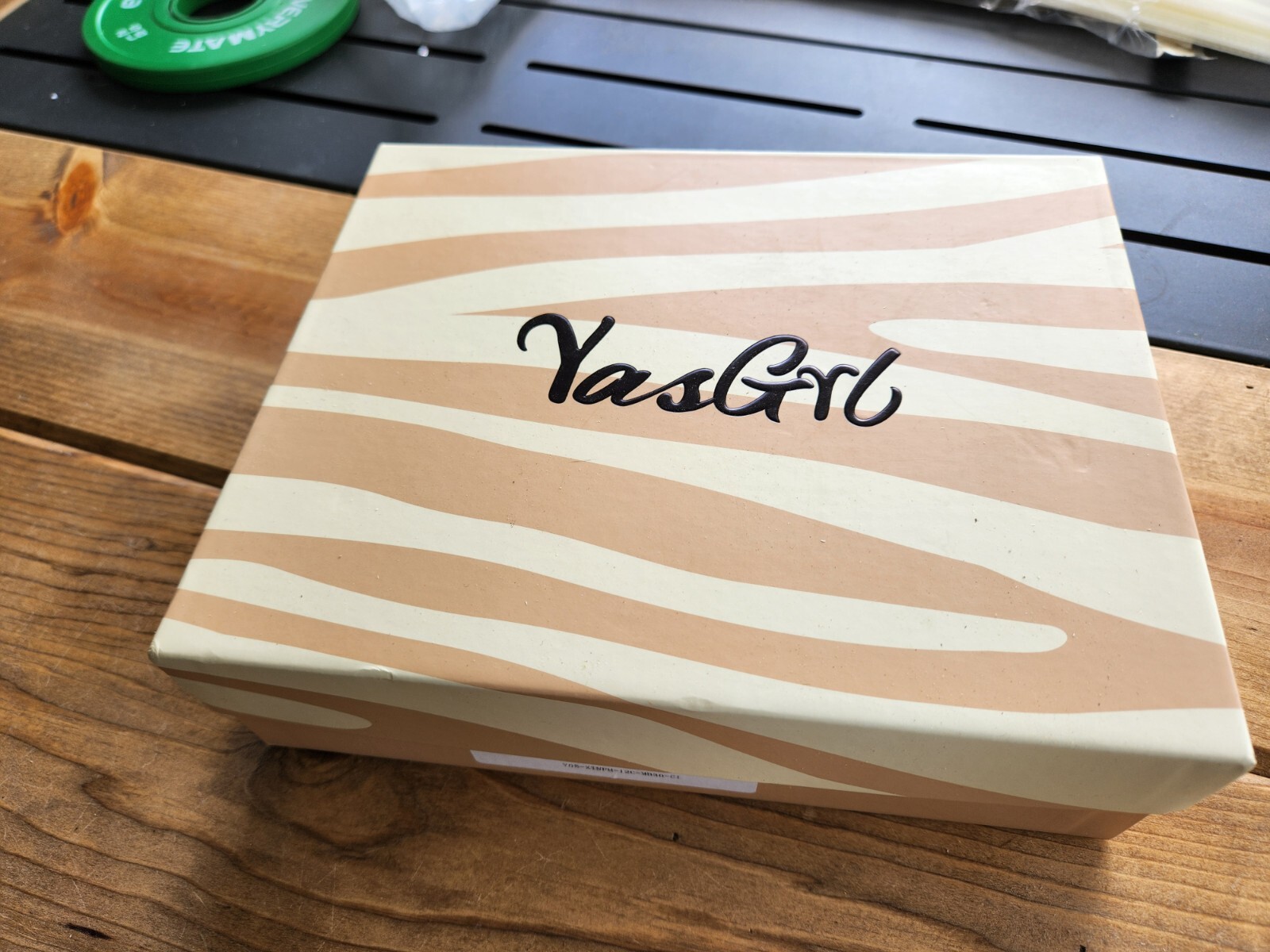 YASGRL 12″ HIGHLIGHT CURLY Wig Pre Plucked Bleached Knots