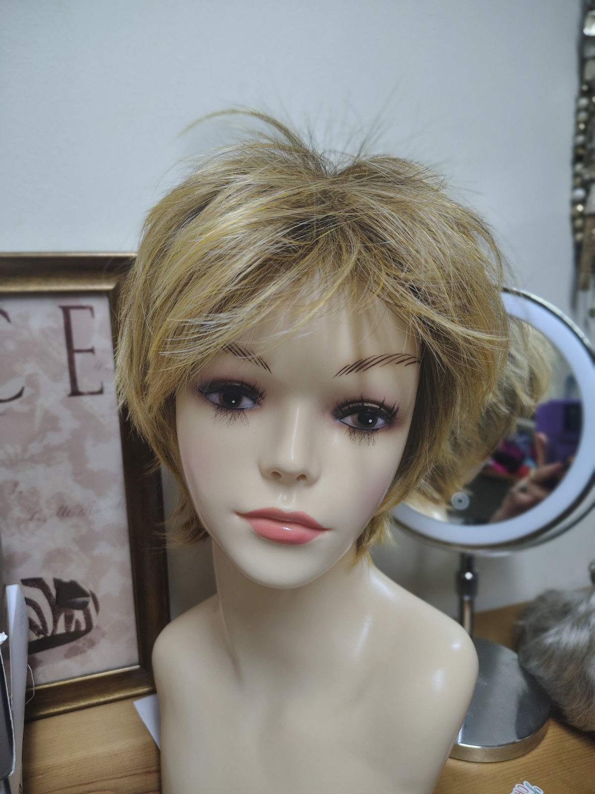 TitleGabor Sweet Delight Wig SA692 Dark Blonde Short Shag Heat Friendly
