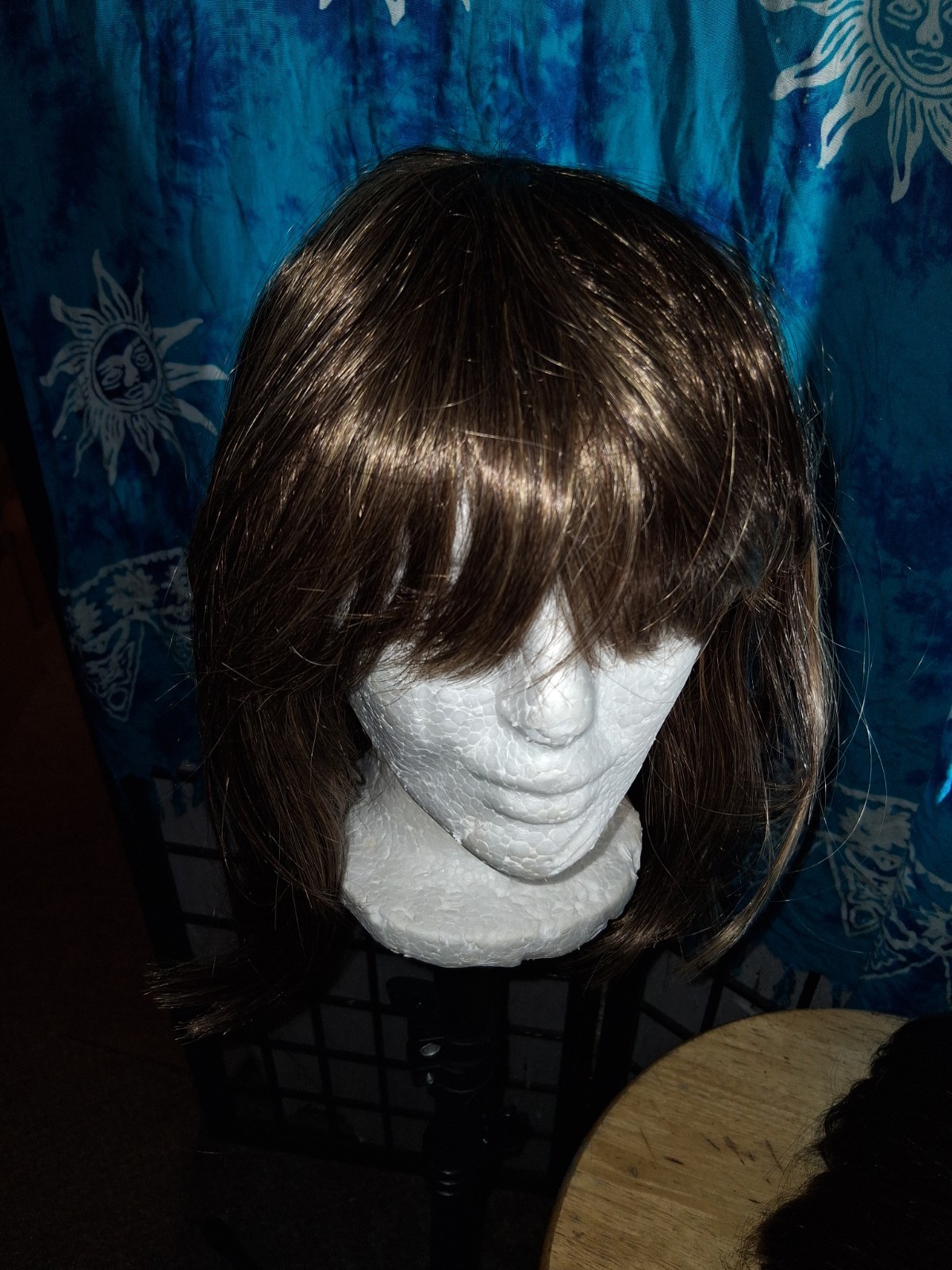 Synthetic Medium Length Light Brown w/Highlights Straight Wig Size Average