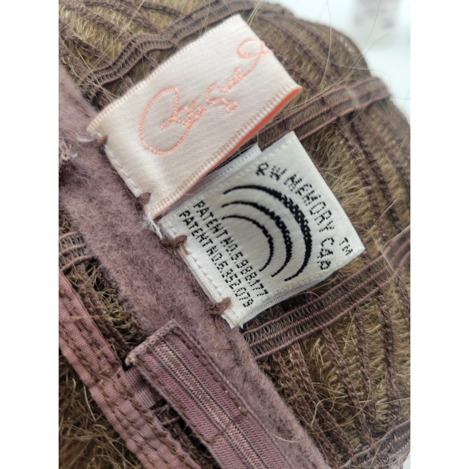 RAQUEL WELCH Wig Divine Average R11S+ Glazed Mocha W/Shampoo & Conditioner W/Box