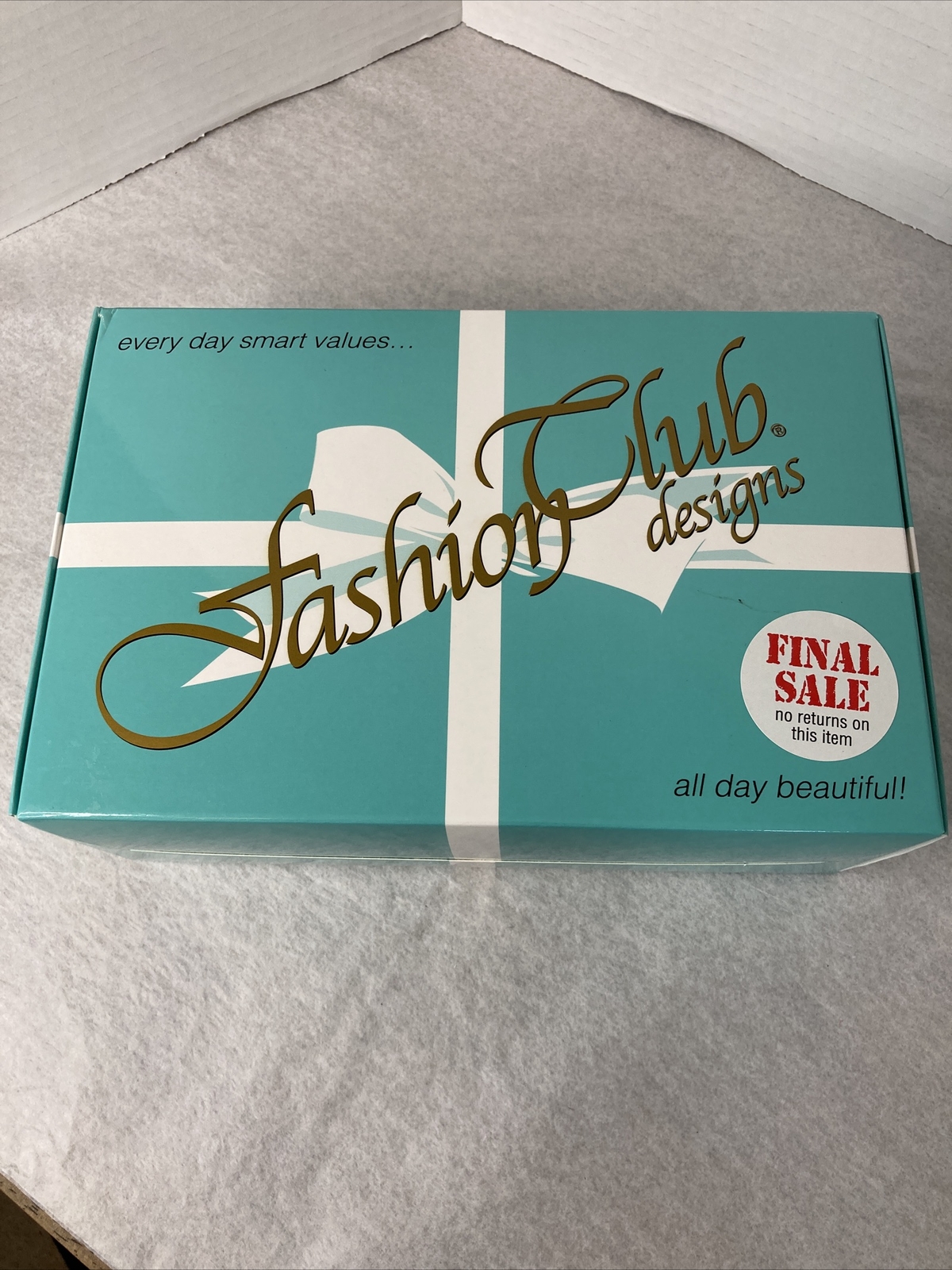 NWT The Wig Company TWC Fashion Club Designs Festive Color 27 Average Wig