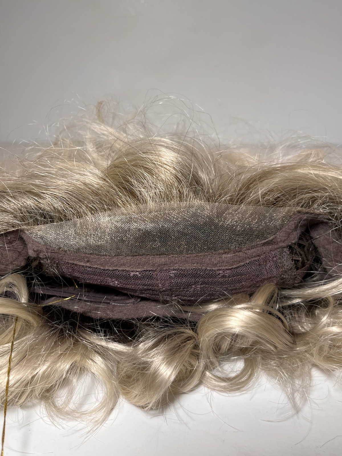 NWT Tony Of Beverly Haily Rooted Platinum Creamy Blonde Wig Lace Front