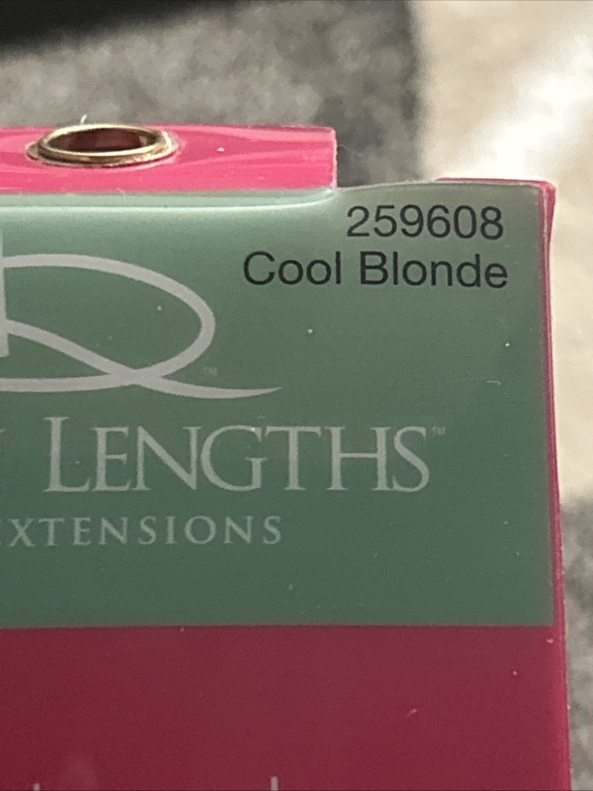 Design Lengths Straight Hair Extensions 14” cool blonde Remy Human 10pc Clip-In