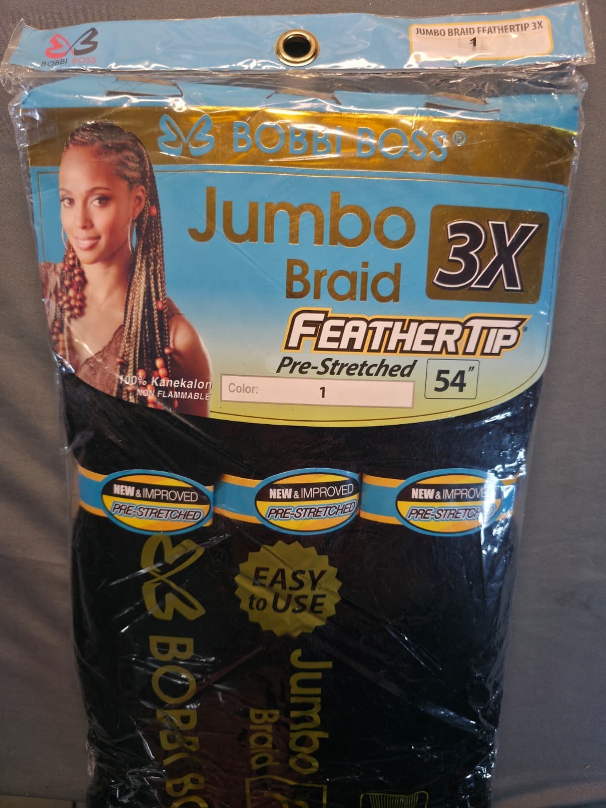 Bobbi Boss Jumbo Braid 3X FeatherTip Pre-Stretched 54″ Kanekalon – Color 1