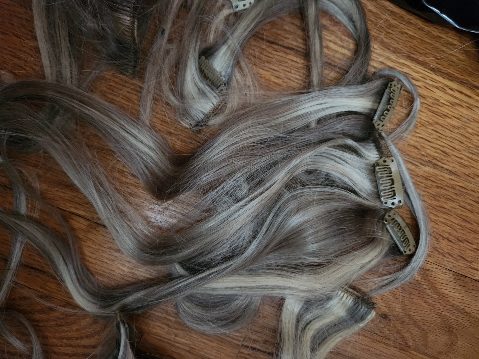 CLIP-IN HAIR Golden Blonde Highlights Human Hair Extensions #18-613 – 15”(70G)