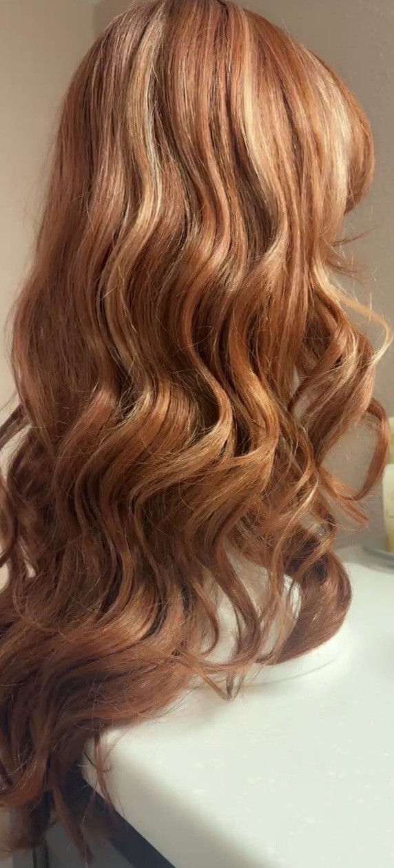 Outre Elara Rosy Spice