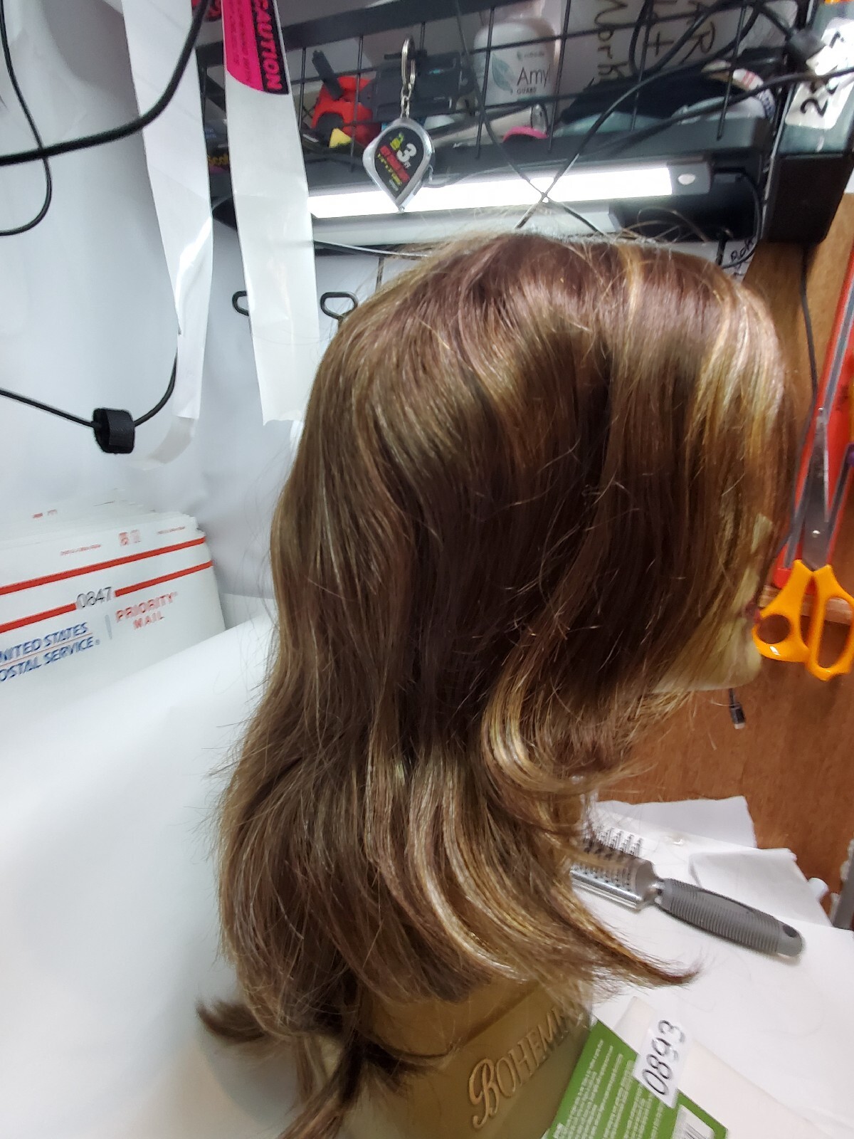 Estetica Wigs naturalle long blonde strawberry dirty 2 toned ashlee carmkissm #