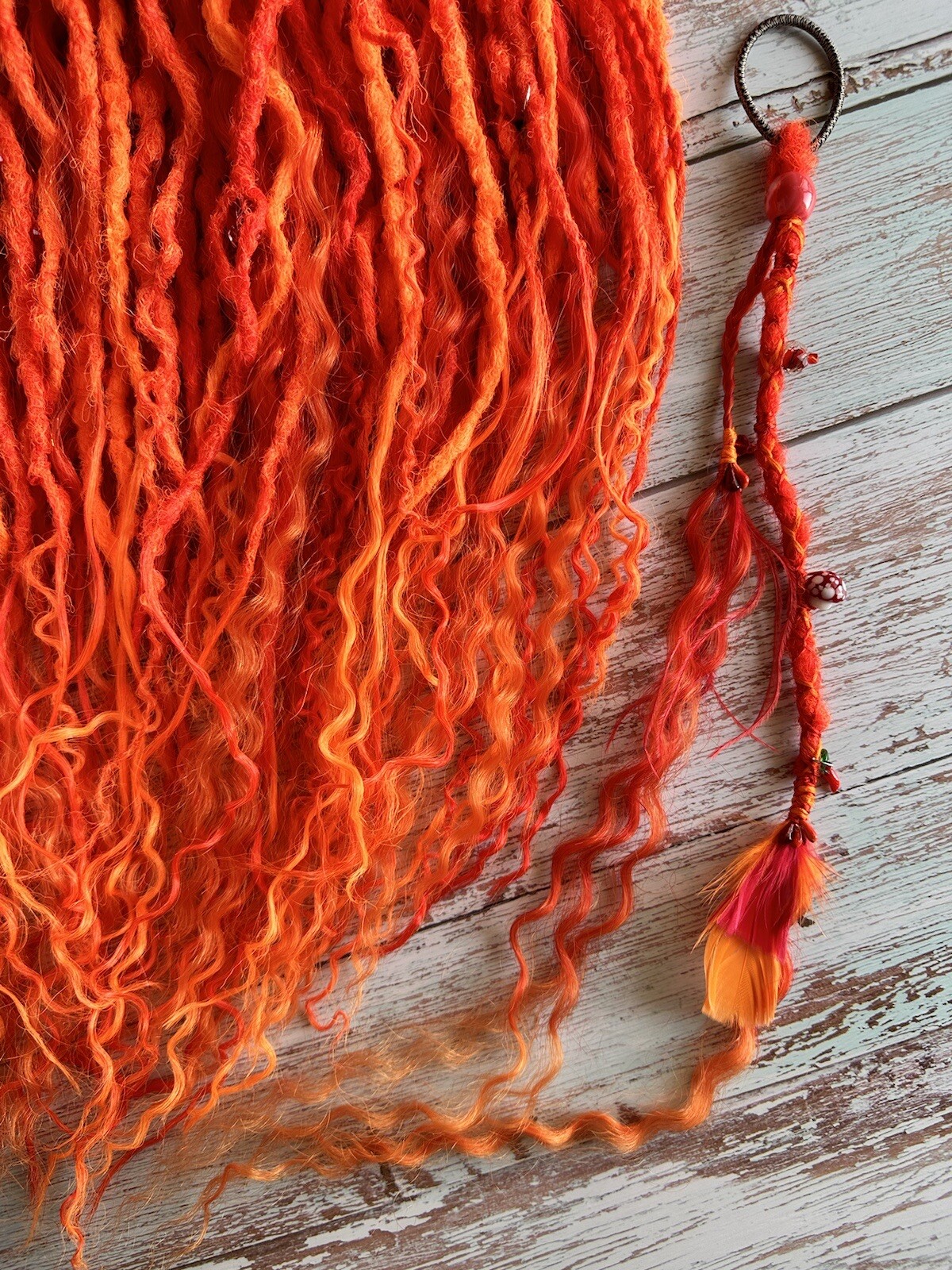 Dreadlock curls 54 DE synthetic dreads, 108 ends