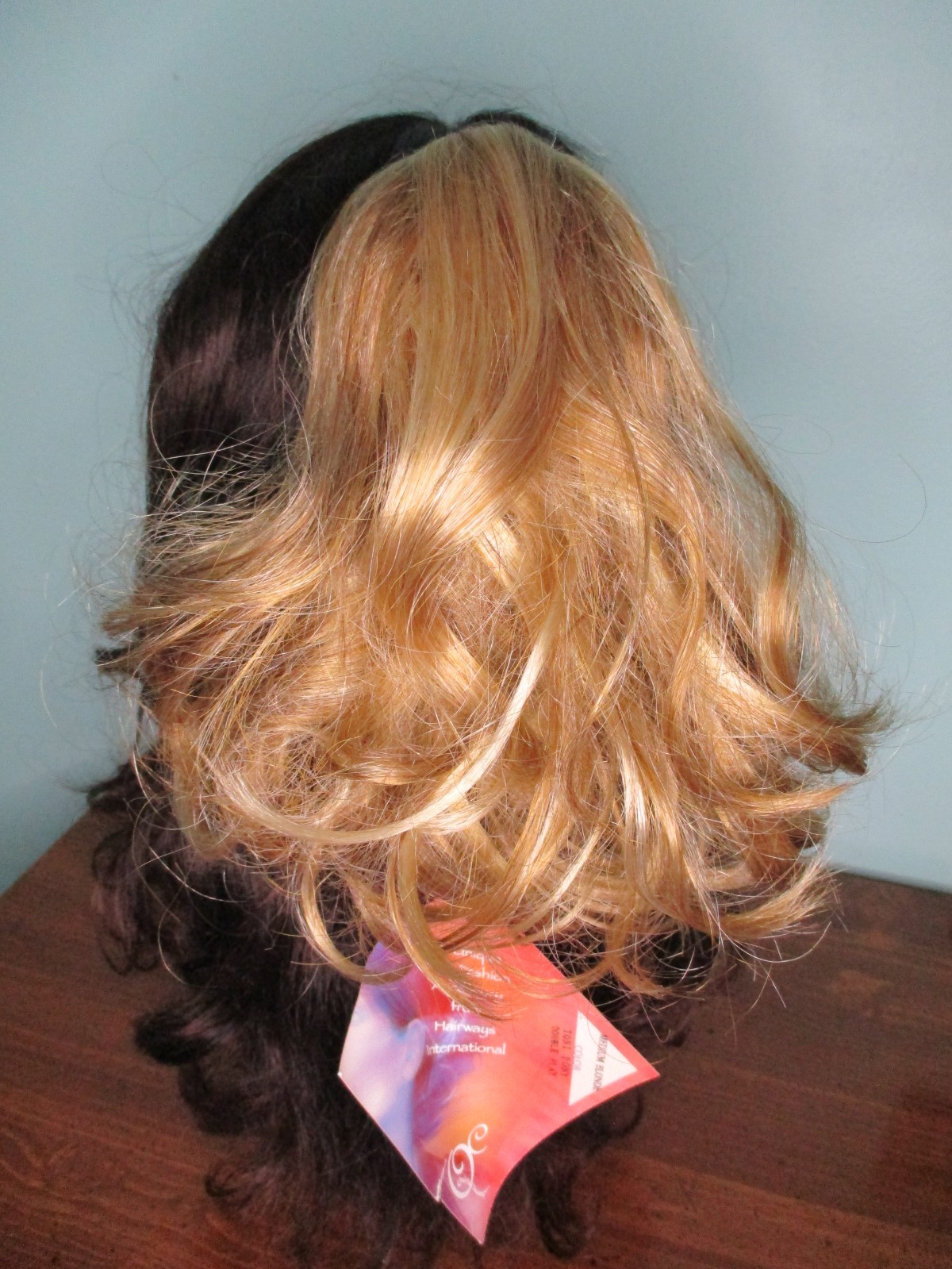 9″ medium blonde CLAW CLIP hair EXTENSION clip on ponytail DOUBLE PLAY Toni Pony