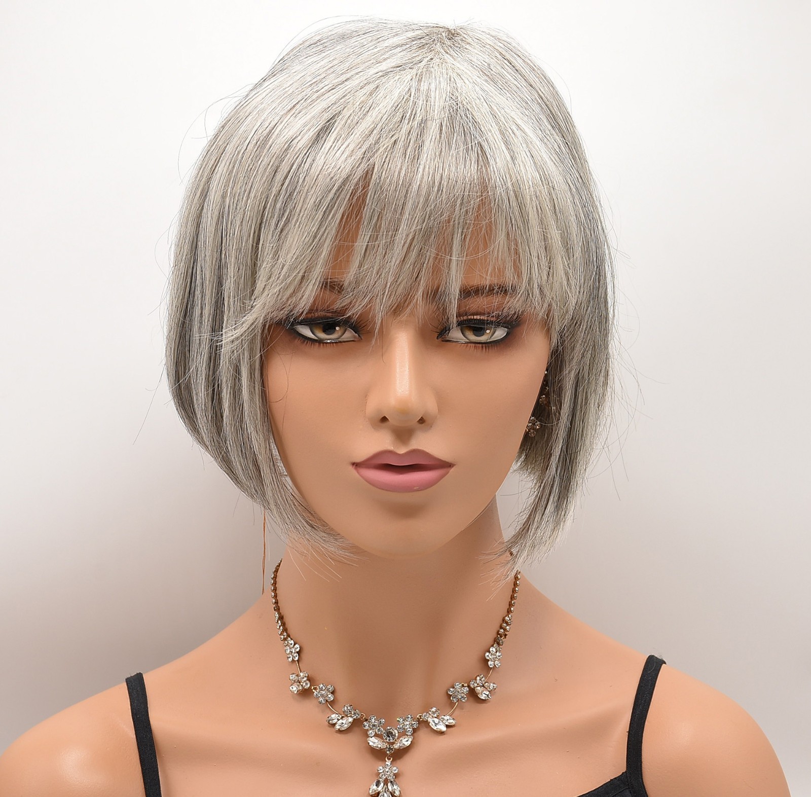 TANDI Wig by Envy, MEGA DEAL! Medium Grey, Heat-Friendly Human Hair Blend NEW