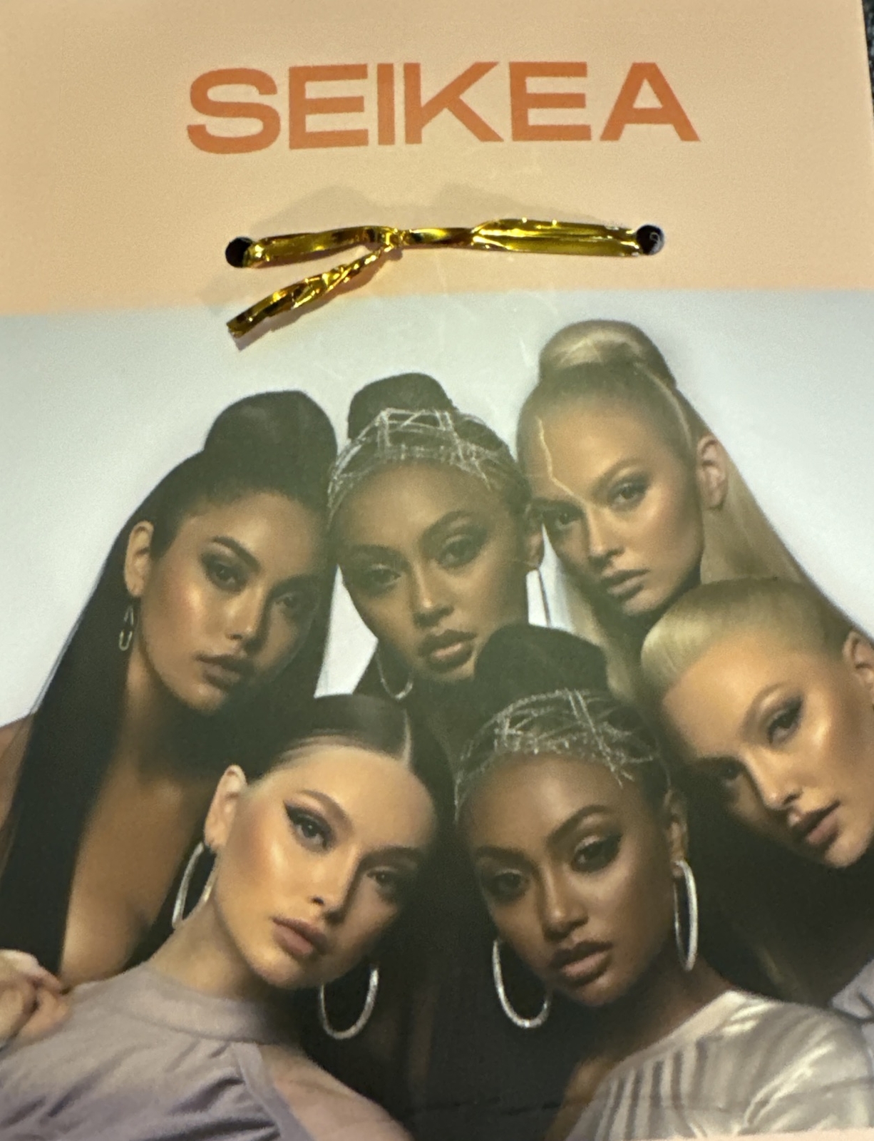 Seikea Hair Extension 18″ – Open Damaged Package – See All Photos