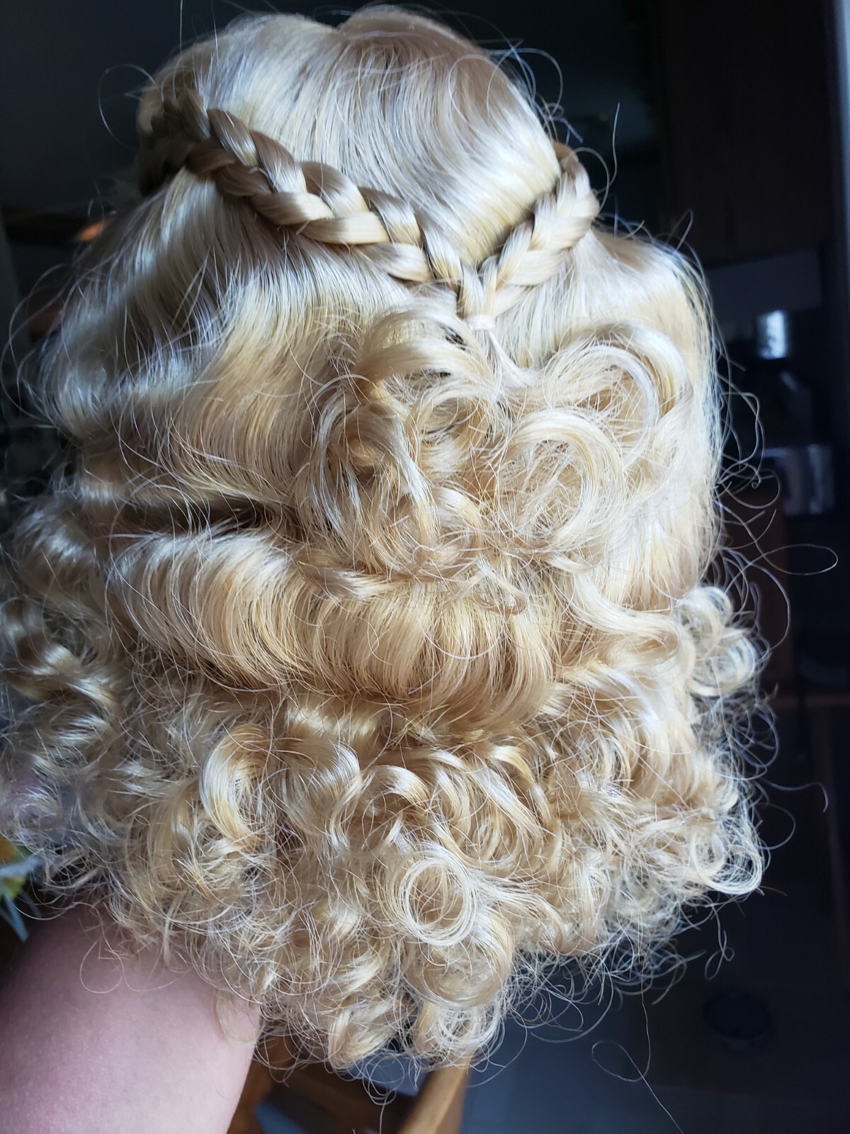 Wig 14/15, Light Blonde, Fluffy curls, Full Cap, NEW by Expressions #1
