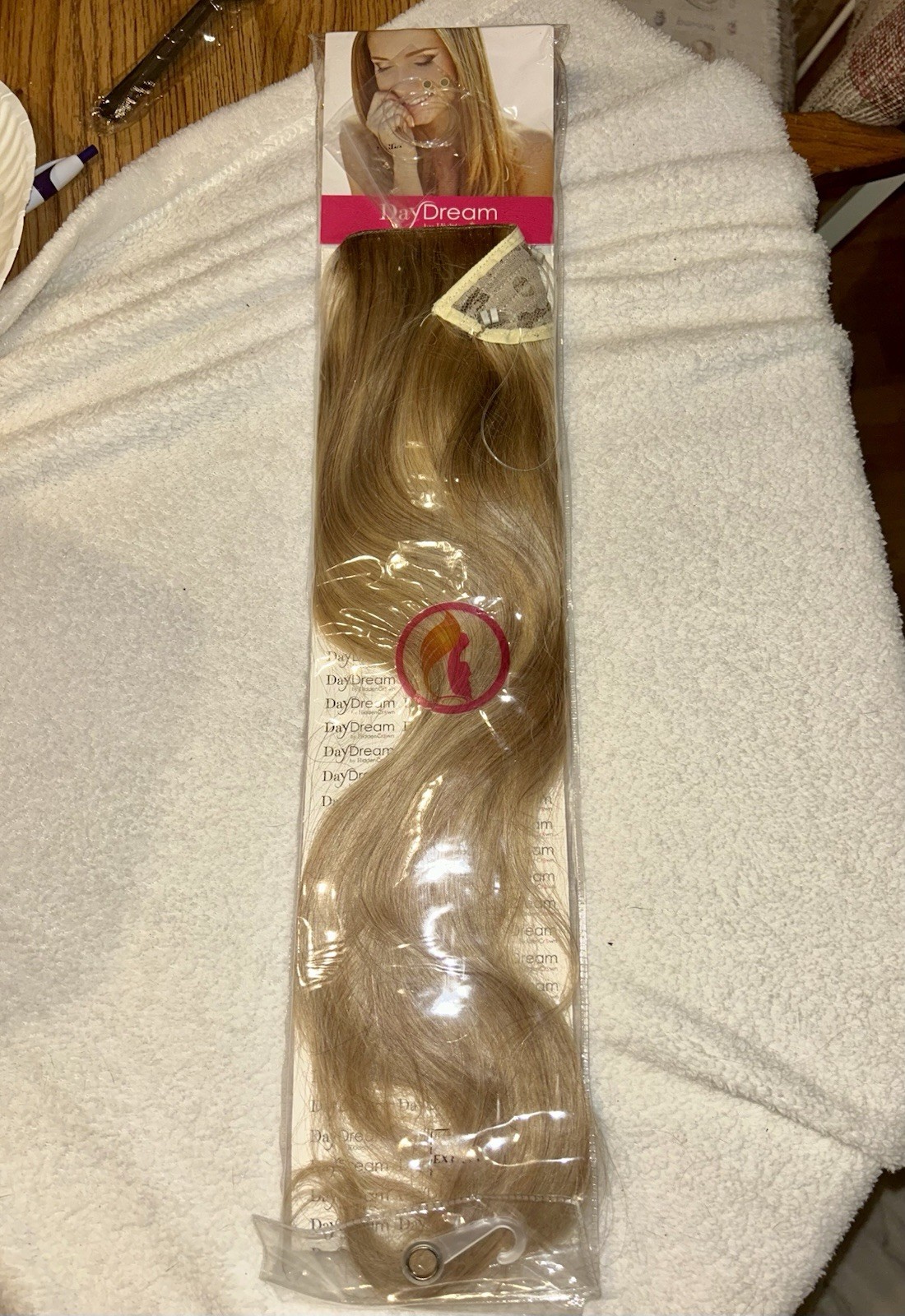 Blonde W Highlights Halo Hair Extensions daydream hidden crown 18” Color 60/8