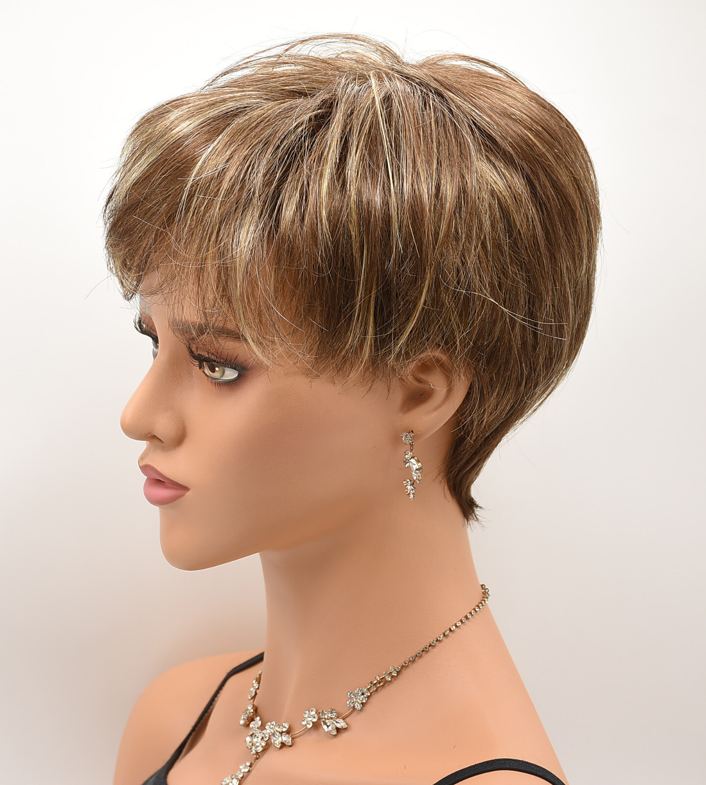 JAYCE Wig by ESTETICA, CARAMELKISS *CLEARANCE! Mono Crown, Stretch Cap