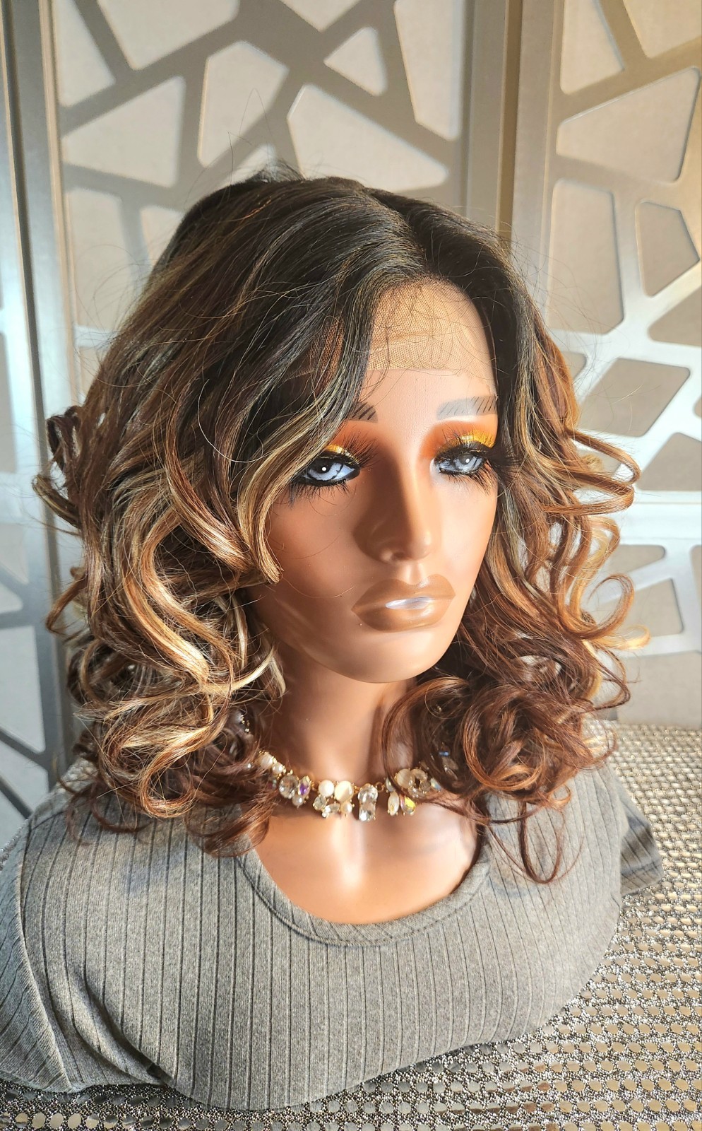 Curly Loose Wave Ombre Brown Blonde Wig Lace Front Balayage Highlights Auburn