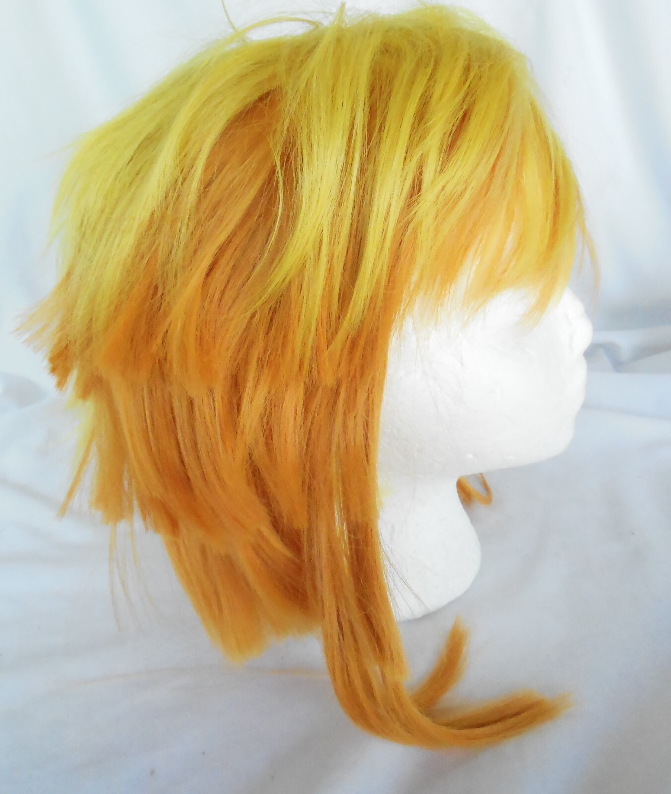 NWOT Women Full Straight Wig Choppy Lengths Cosplay Synthetic Yellow & Orange