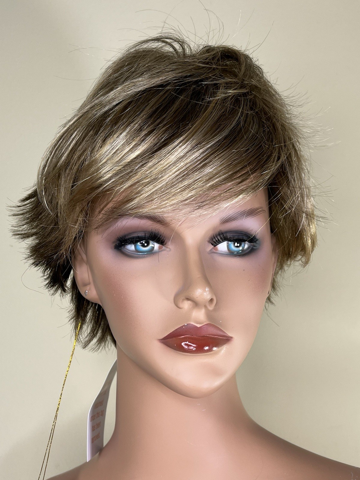Paula Young Synthetic Lydia Wig A5591 NWT Size Average Color SF 12/28 Honey