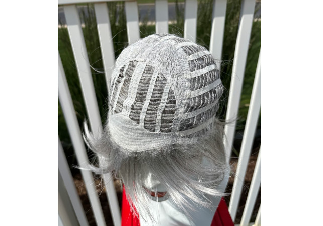 NWT Gabor Flexlite Grey Bob Style Wig