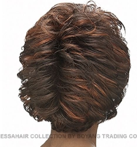 STACY – VANESSA SYNTHETIC SHORT FULL WIG WAVY BANG LAYERD STYLE
