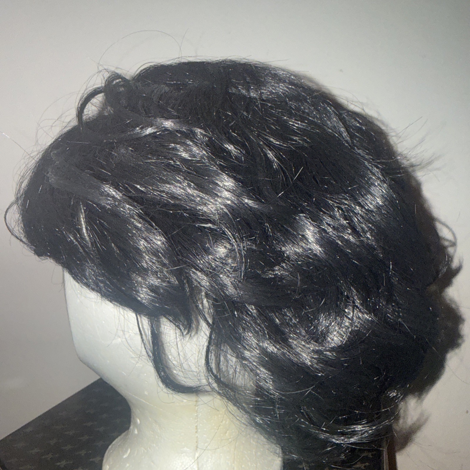100% Kanekalon Foxy Silver brand Wig Black with bangs and cute curls!