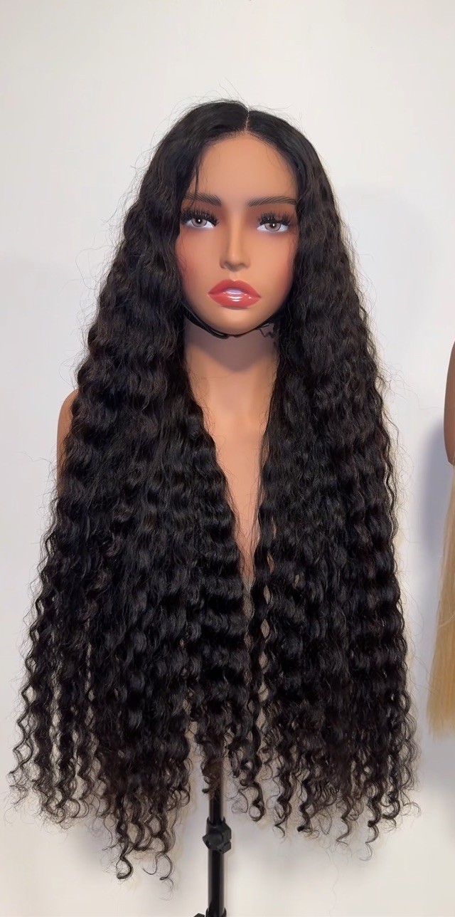 Curly Wig 30 inches, 100% high-quality Indian human hair.