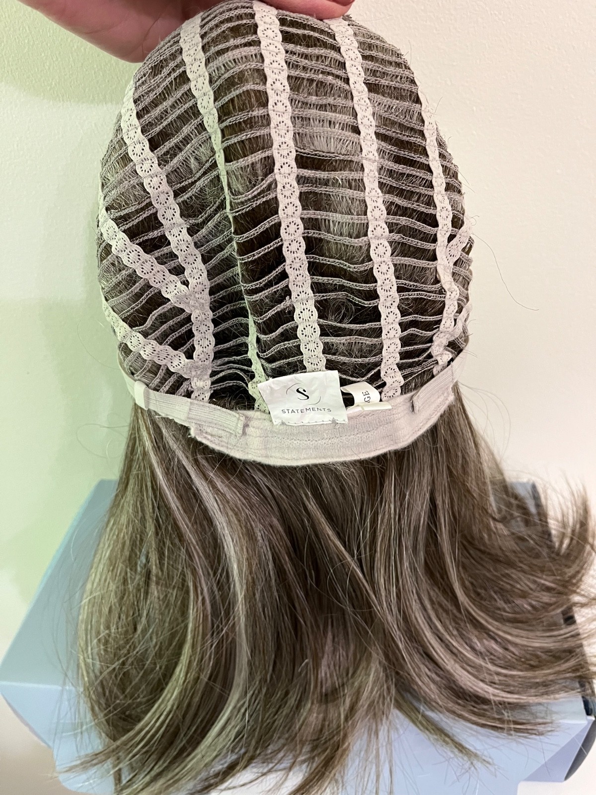 The Wig Company Luxurious Wig Lace Front Mono Part F8/60 Brown Gray