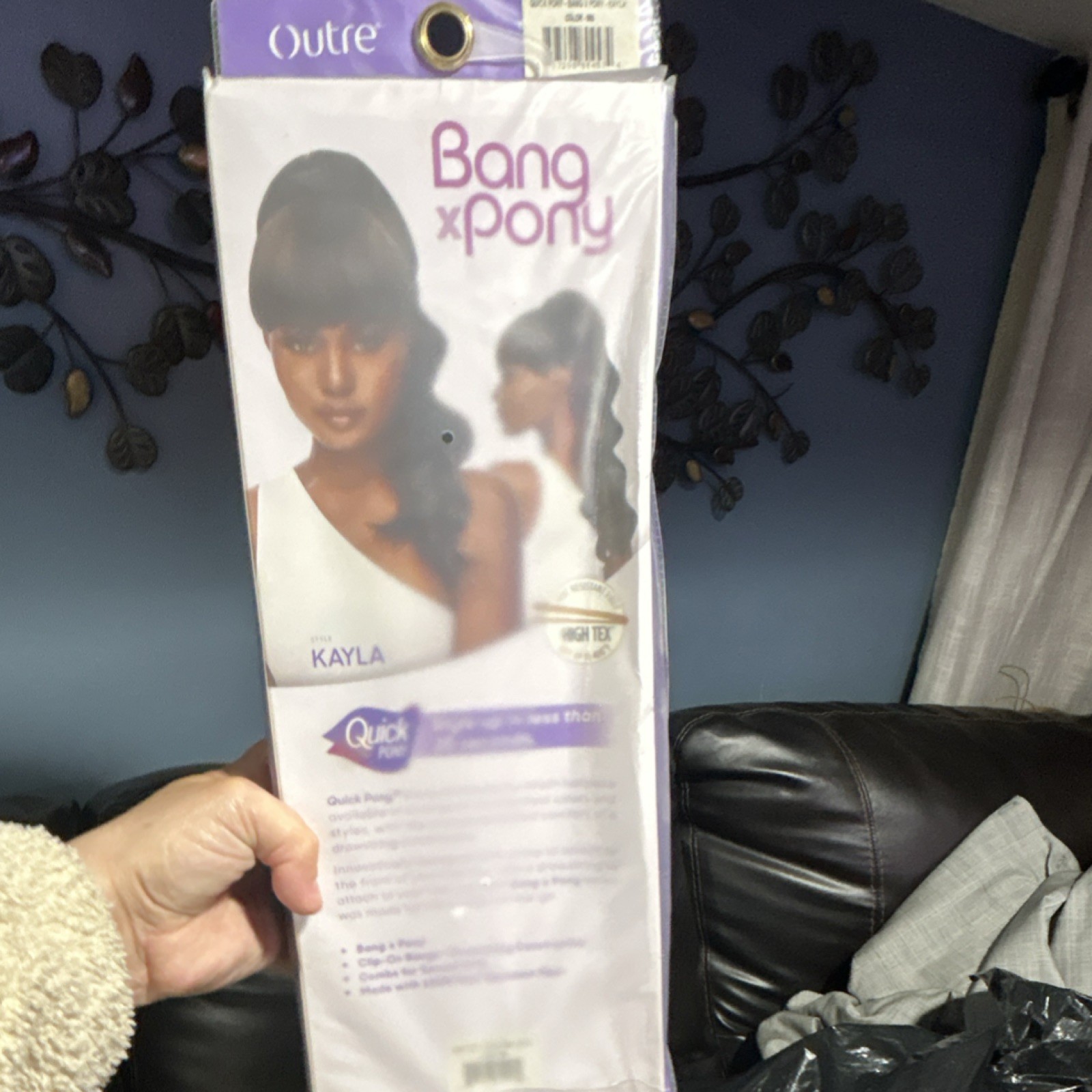 Outre Bang x Pony Kayla 950 Heat Resistant Synthetic Clip-In Ponytail Wavy