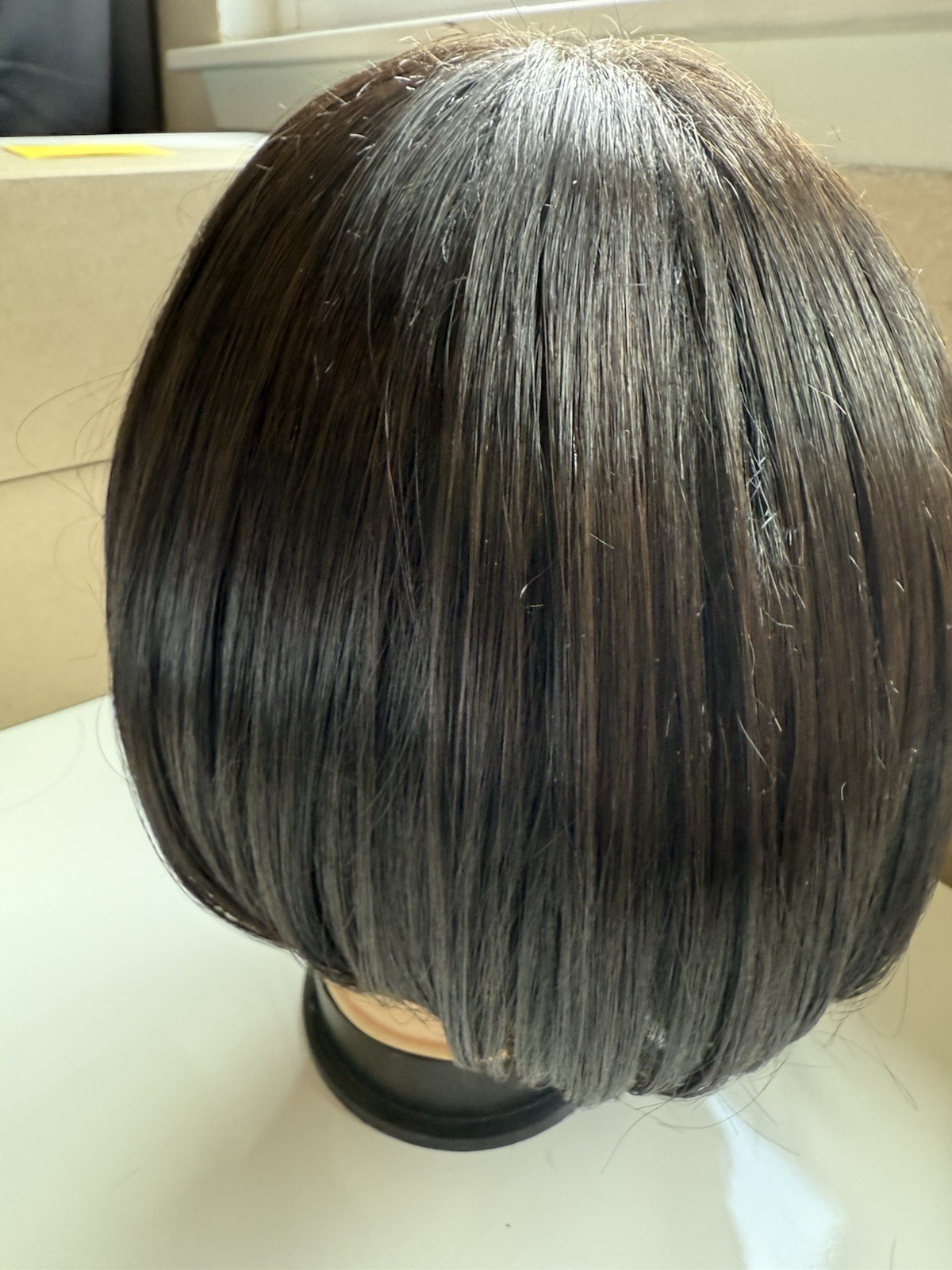 Hairdo by HairUWear Classic Fling Wig R4 Midnight Brown Synthetic NEW Japan