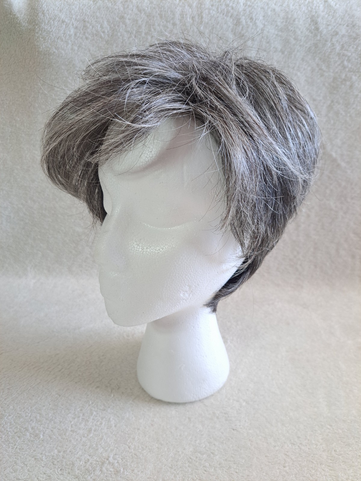 Raquel Welch Sheer Indulgence Wig RL511 Sugar & Charcoal Crowd Pleaser Hairuwear