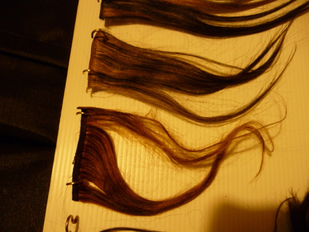 Glue in Black,Blonde,Brown Assorted Pcs synthetic Hair Weave Lengths 43″ Long 12