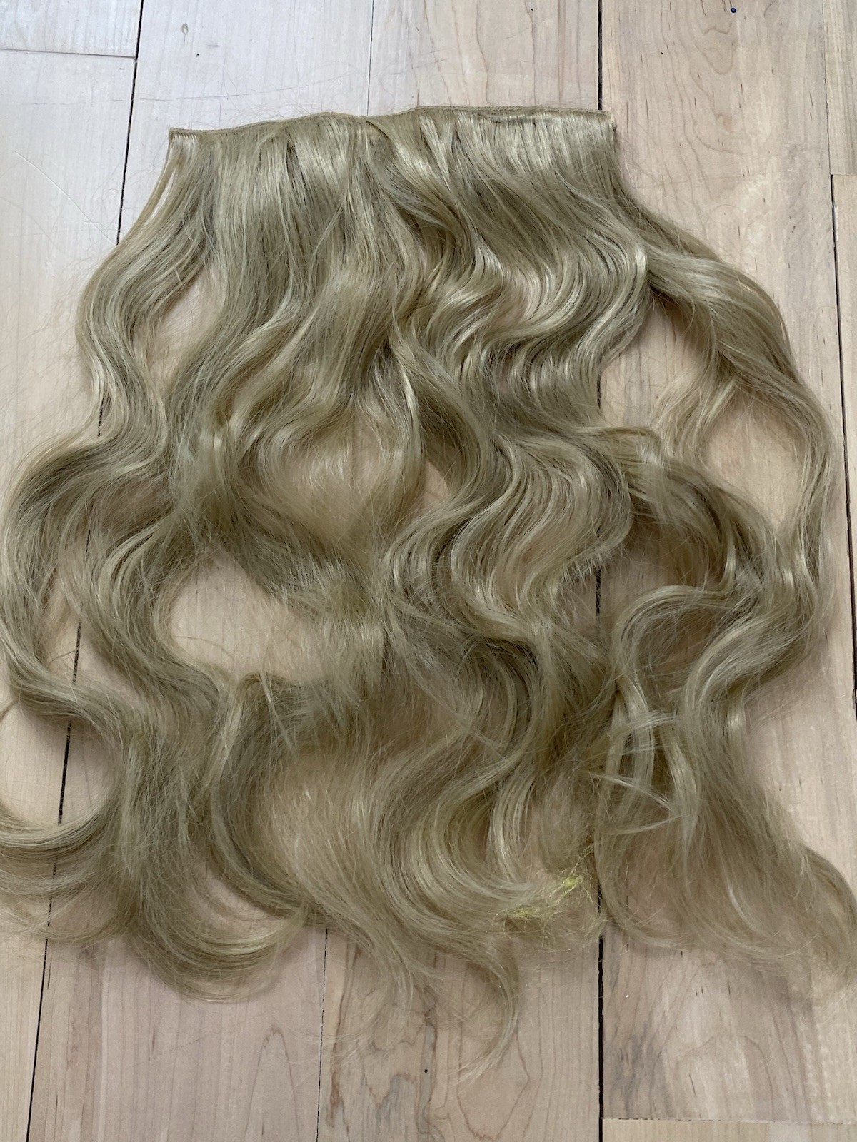 Natural Blonde 5 Clip In Hair Extensions 18” Long