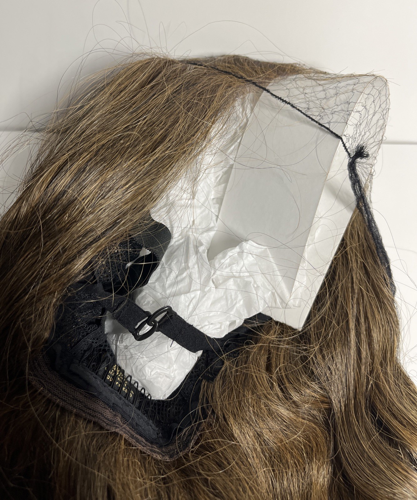 Outre Perfect Hairline Lace Front Hand-Tied 13”X6” Lace Wig (CRUSH) Color 2T/27