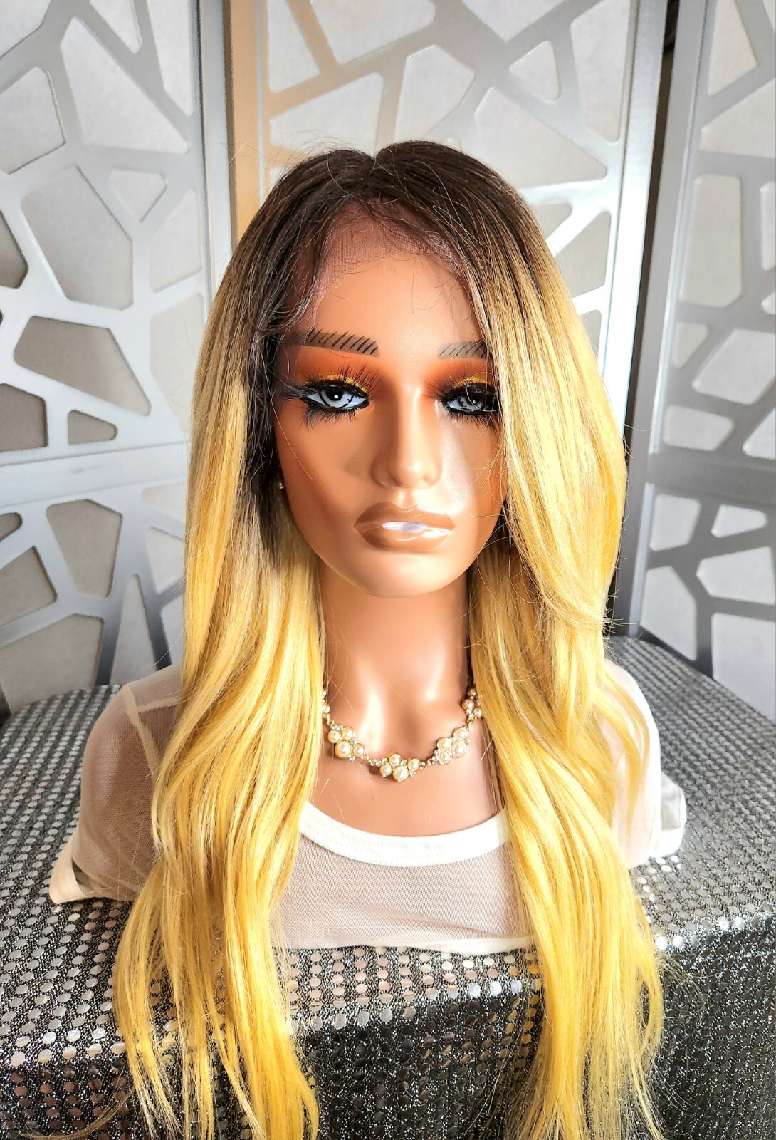 Blonde Ombre Wig Dark Roots Lace Front Glueless Human Hair Blend Long Wavy Wig
