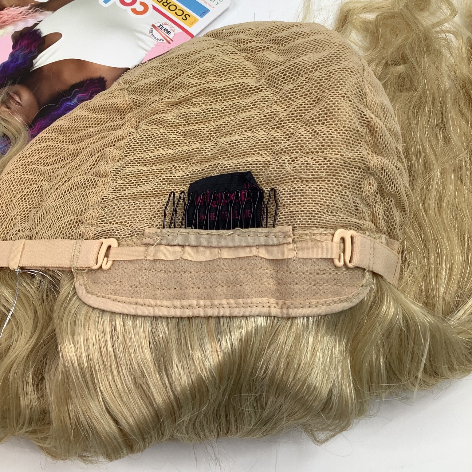 Outre Wigpop Colorplay SCORPIO Synthetic Full Wig 613 Blonde Heat Friendly