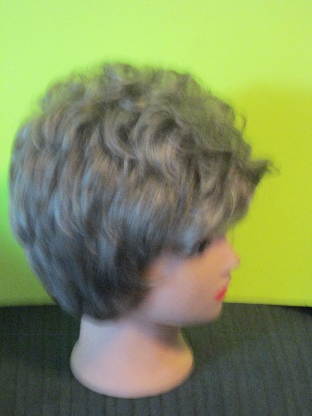 Tony Of Beverly Elura Blend Wig NEVER WORN FITS SMALL TO MEDIUM HEAD LIGHTWEIGHT