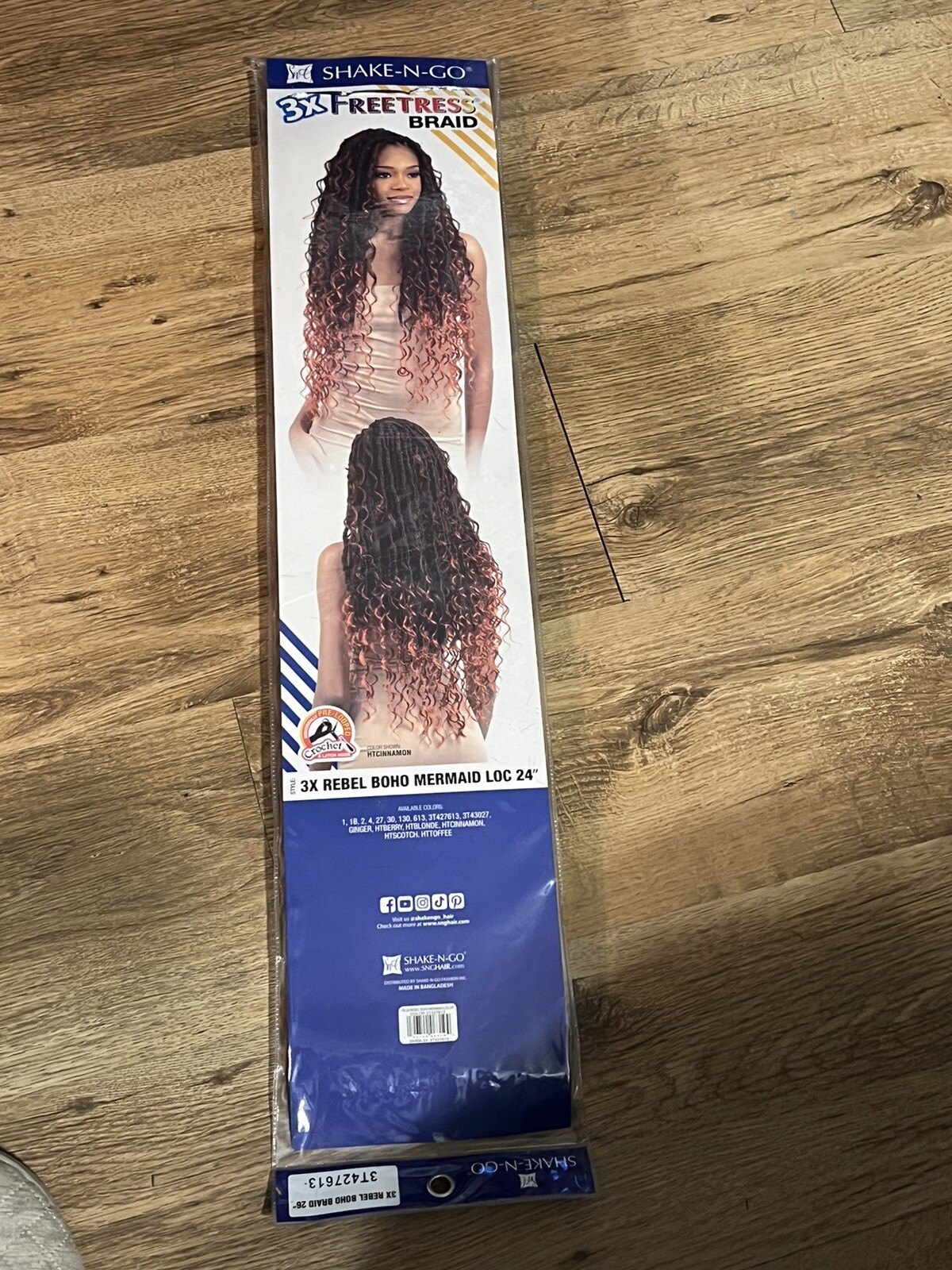 Shake N Go Freetress Syn.Braids – 3x Rebel Boho Mermaid Loc 24″ 7 Pieces *READ*