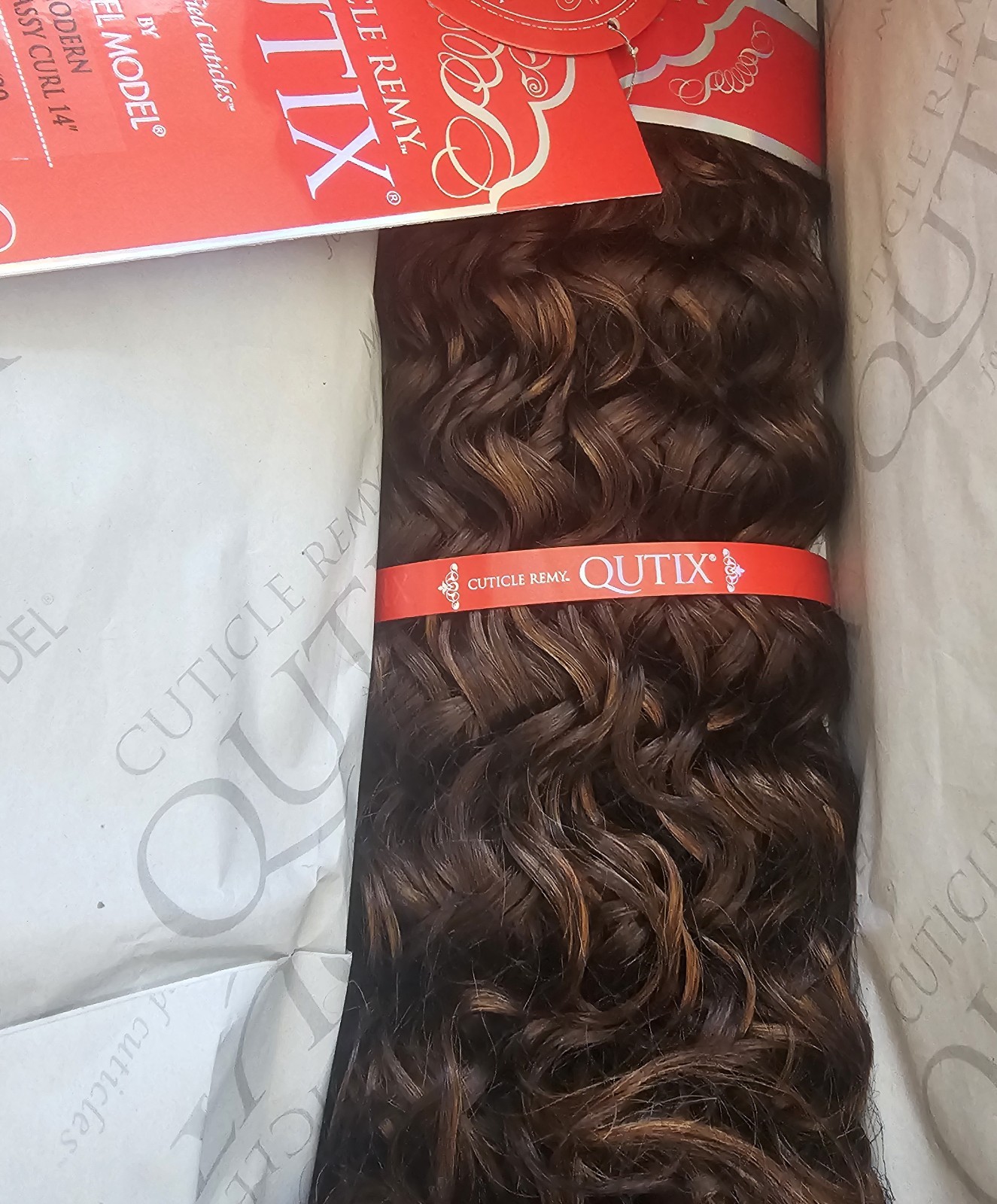 REMY QUTIX MODEL MODEL SEW IN WEAVE Modern Sassy CURL COLOR NP4/30 14inch 2pack