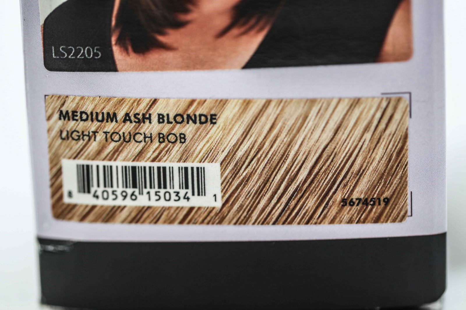 Sherri Shepherd Medium Ash Blonde Light Touch Bob Wig Hair Beauty Accessory