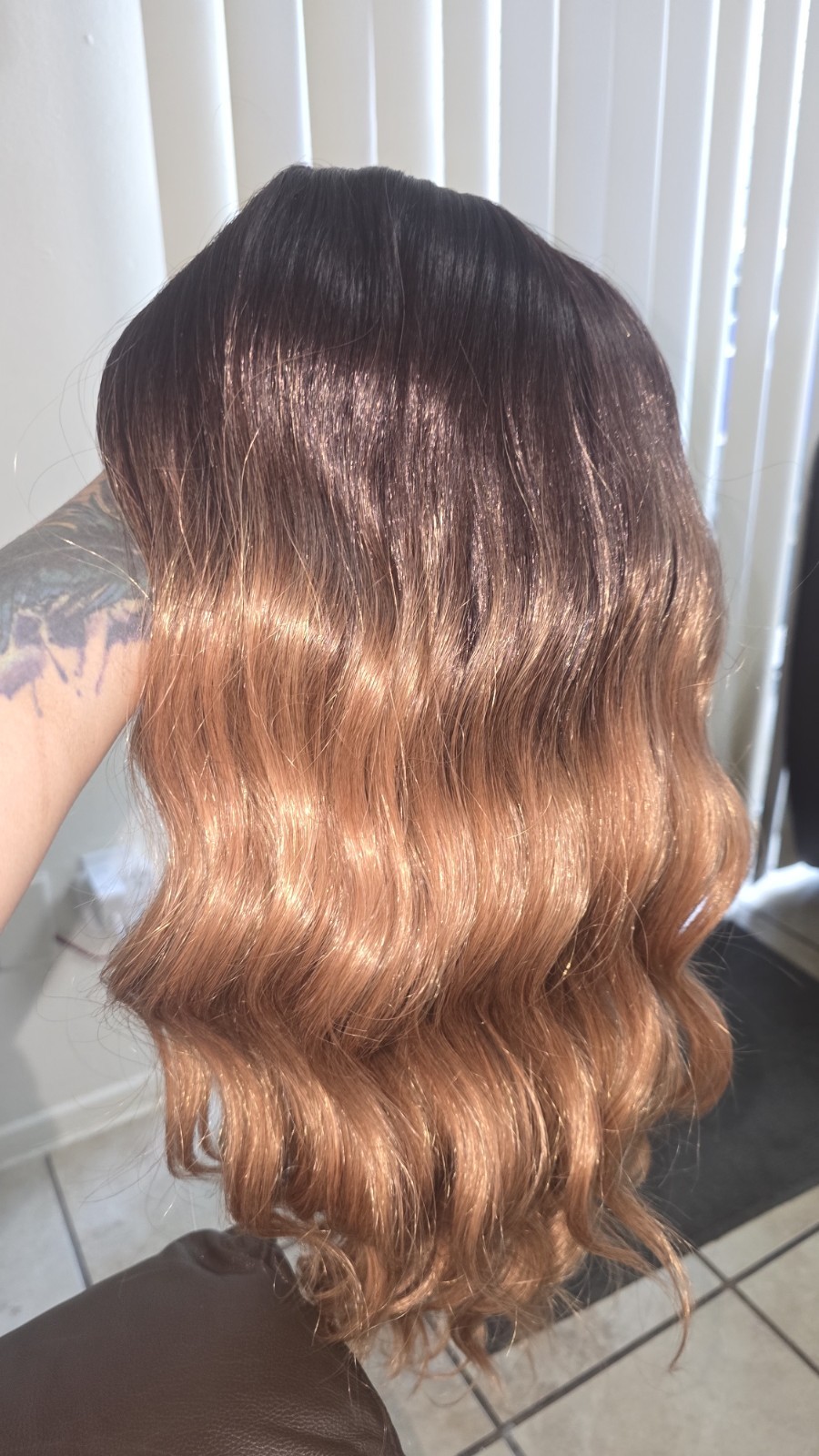 OKVOKV Synthetic Wavy Wig Heat-Resistant with Wig Cap Black Brown Ombre