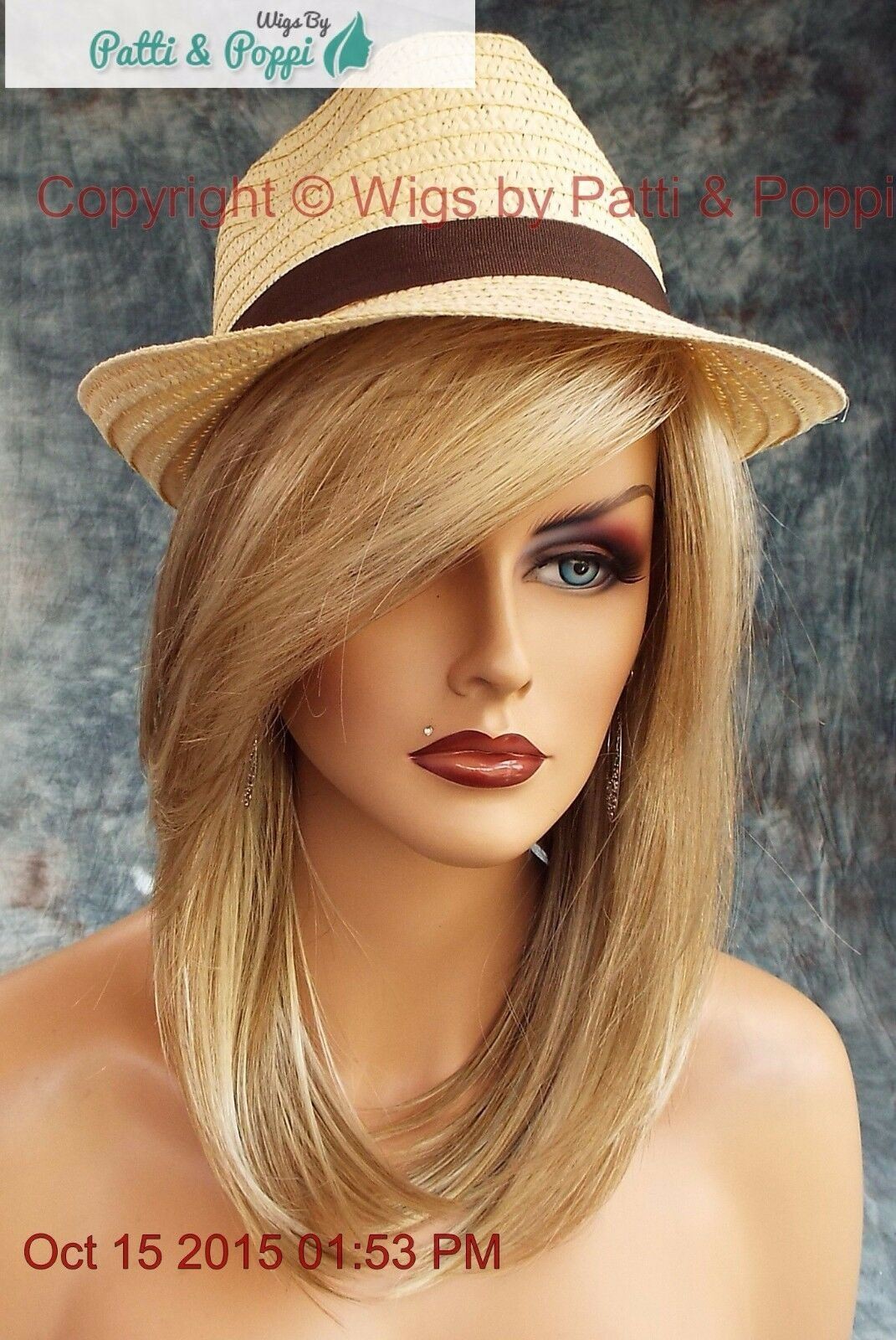 “LAINE” RENE OF PARIS WIG *CREAMY TOFFEE* SLINKY HOT MEDIUM BOB SIDE BANGS 524